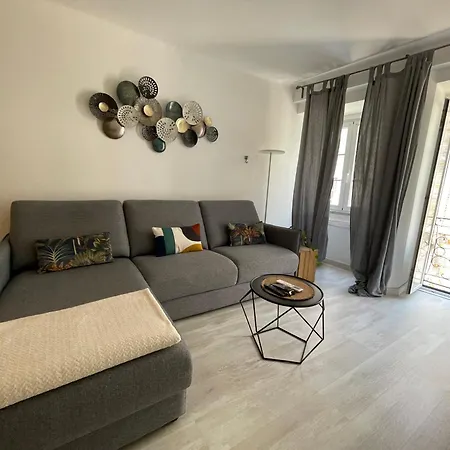 Apartment Paz *